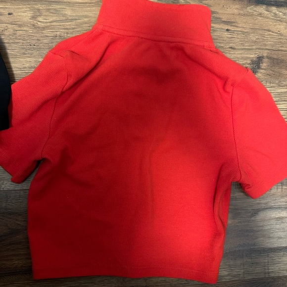 Crop top bundle - Picture 6 of 7